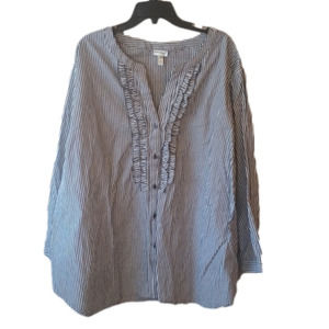 NWT. Ruffle blouse 3X
